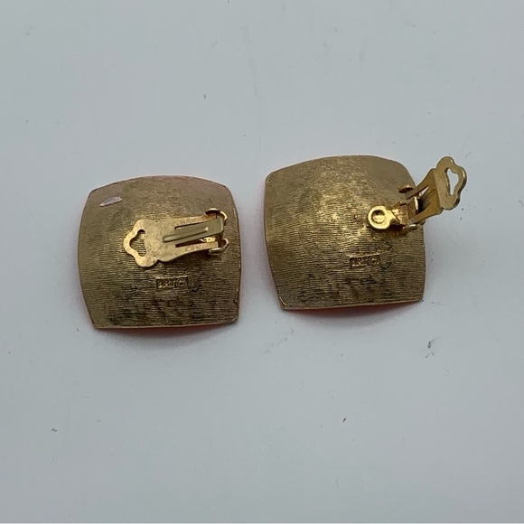 ♥️SALE! 3for$15 Vintage ART Arthur Pepper Orange Blue Gold Wave Clip On Earrings - Picture 4 of 5